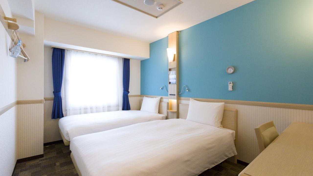 Toyoko Inn Hiroshima-Eki Stadium Mae Esterno foto